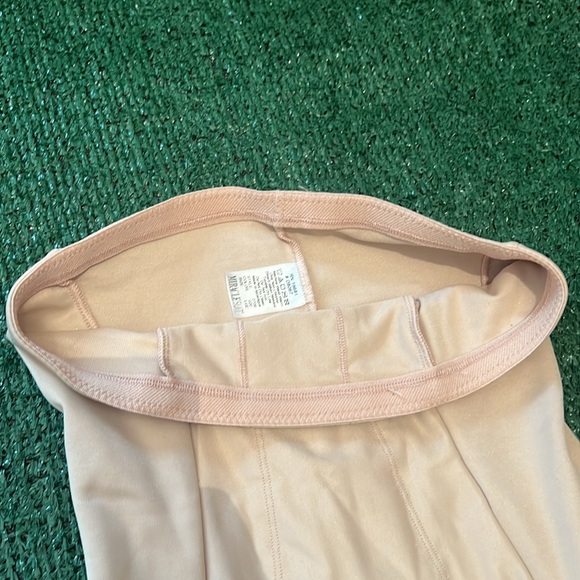 MiracleSuit High-Waist Thigh Slimmer Shorts in Nude, size Large - Picture 6 of 12